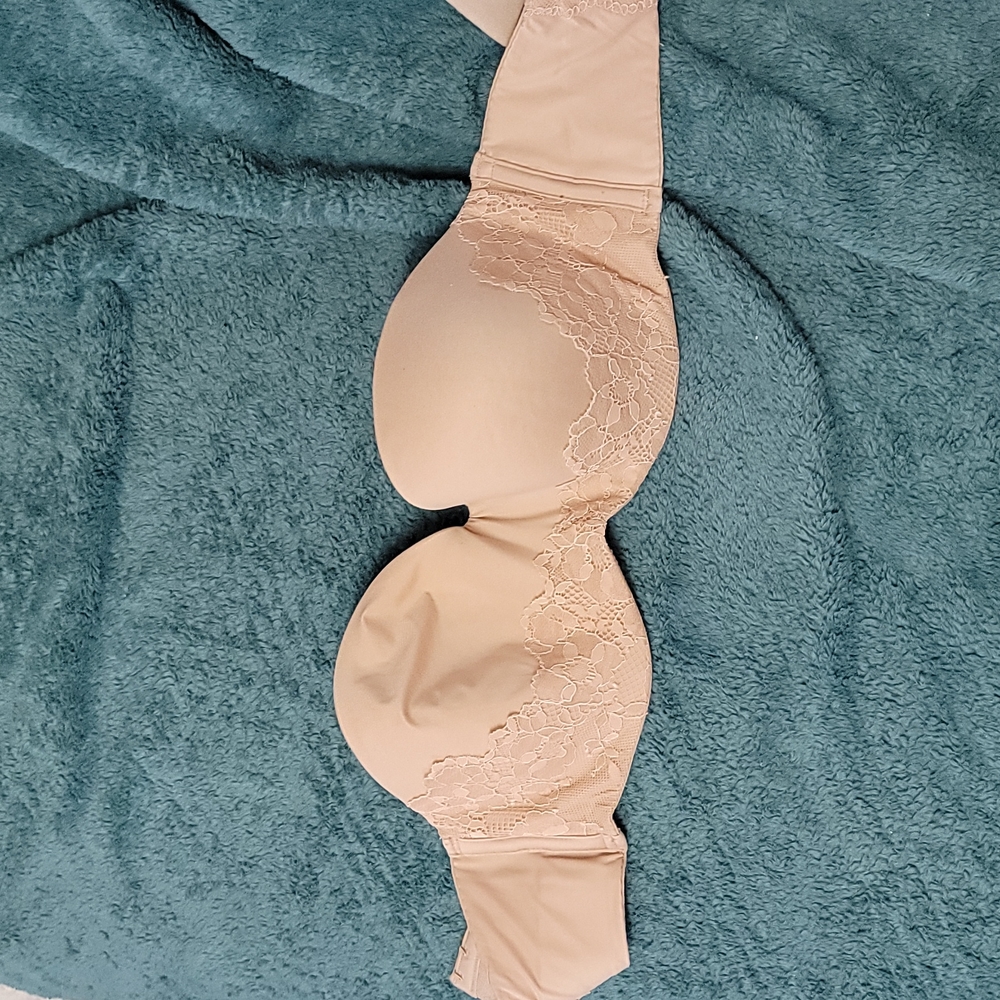 Victoria secret strapless nude body bra